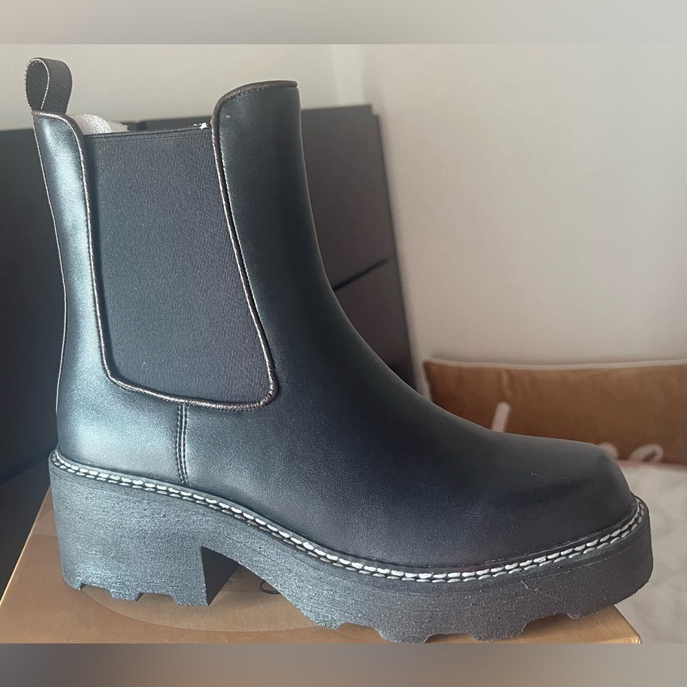 NEW - Women's Chelsea‎ Platform Ankle Boots Chunky Heel Slip - Picture 7 of 8